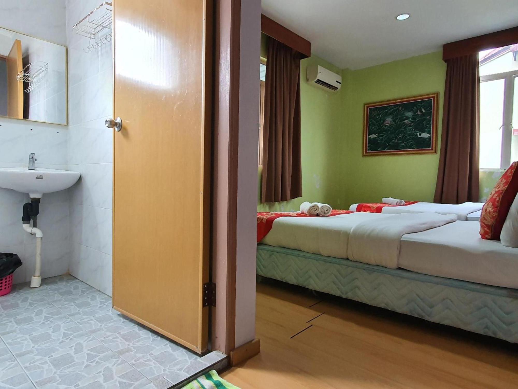 Oyo 90964 Melody 88 Inn Miri Exterior foto